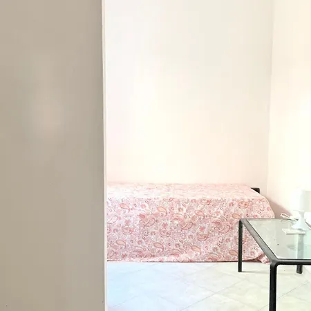 N306 - Numana, Comodo Trilocale Con Corte